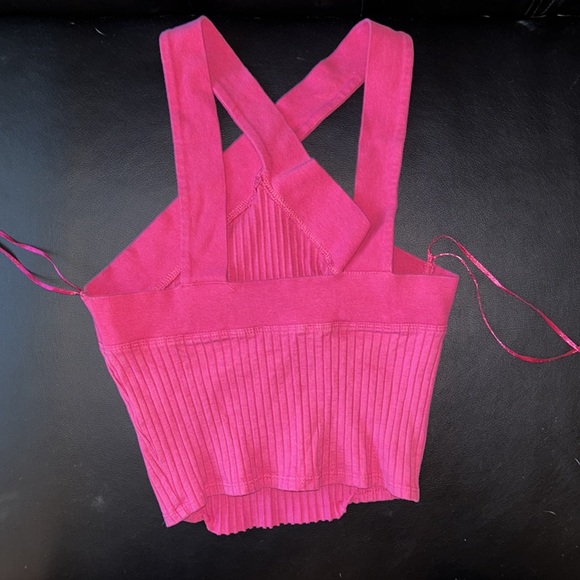 Zara - Ribbed, Halter Crop Top - Picture 3 of 6